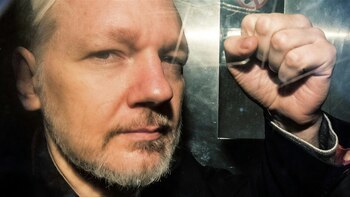 Julian Assange se encuentra preso
