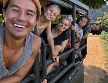 Un padre arroja a su hijo de siete años por un acantilado para “enseñarle” a enfrentar sus miedos: “Cada niño es muy diferente” - Infobae