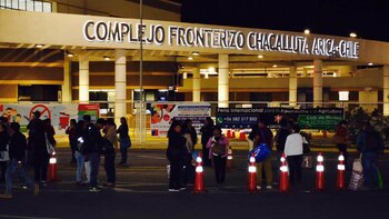 Un centenar de migrantes intentó