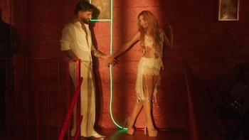 Maluma y Shakira le apuestan al merengue en su nueva colaboración musical ‘Agua’: así se ve el videoclip