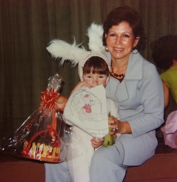 Thalía es hija del médico y criminólogo Ernesto Sodi Pallares y de la empresaria Yolanda Miranda Mange