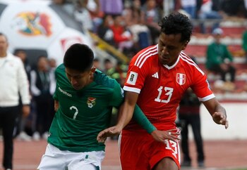 Renato Tapia en acción del