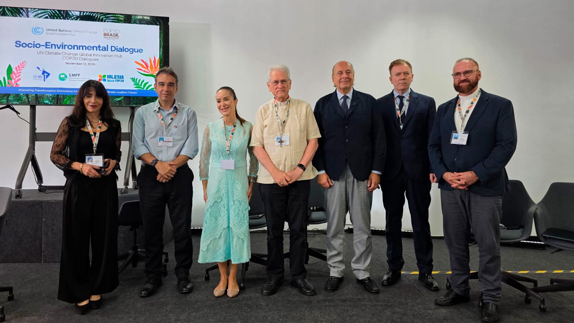 Los participantes del Diálogo Socio Ambiental