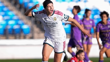 El Barça vuelve a la senda de la victoria en la Liga F Moeve y el Real Madrid remonta al Costa Adeje Tenerife