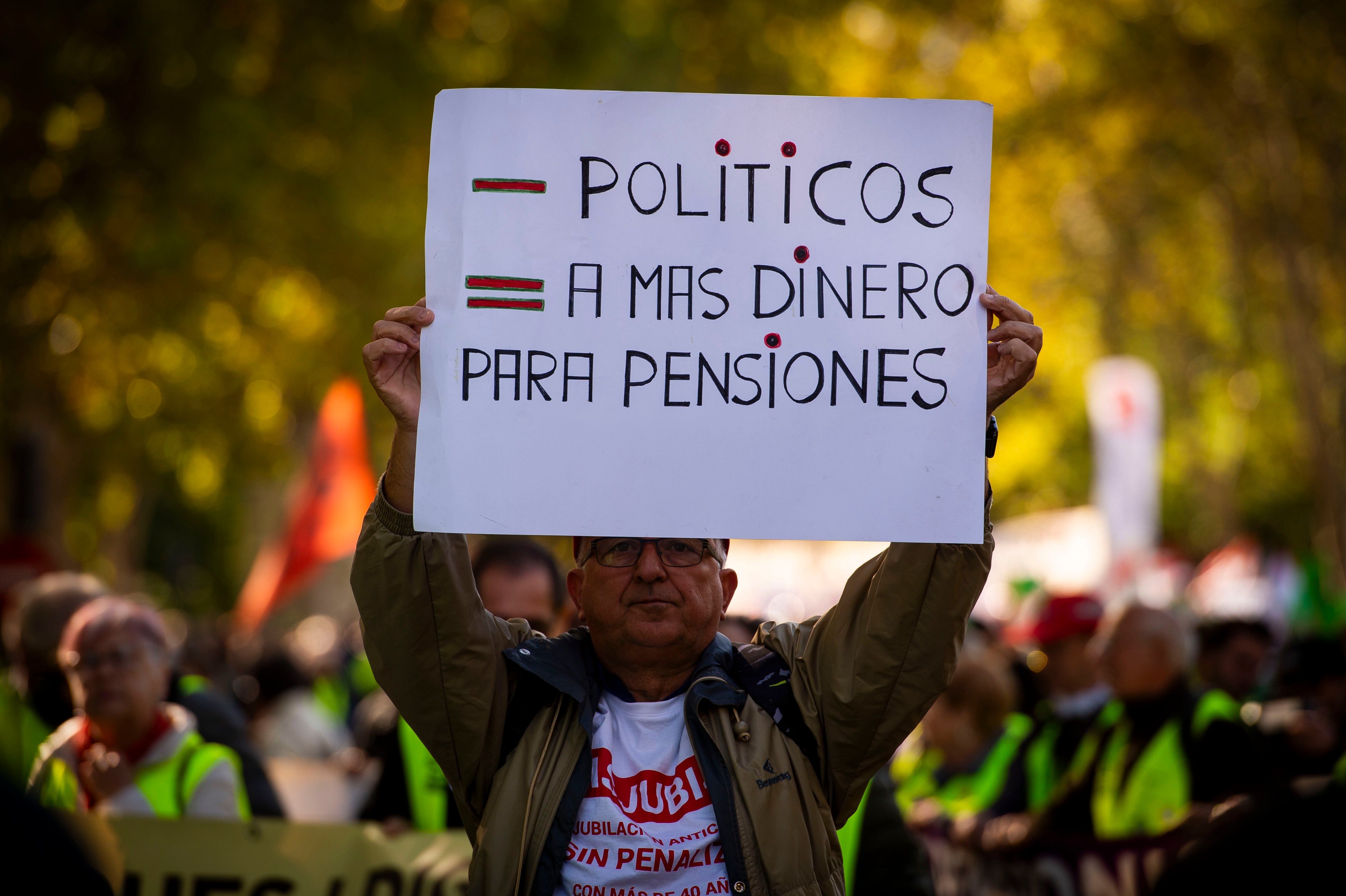 Estrategias que recomiendan los economistas a partir de los 40 años para aumentar la pensión y los ingresos en la jubilación