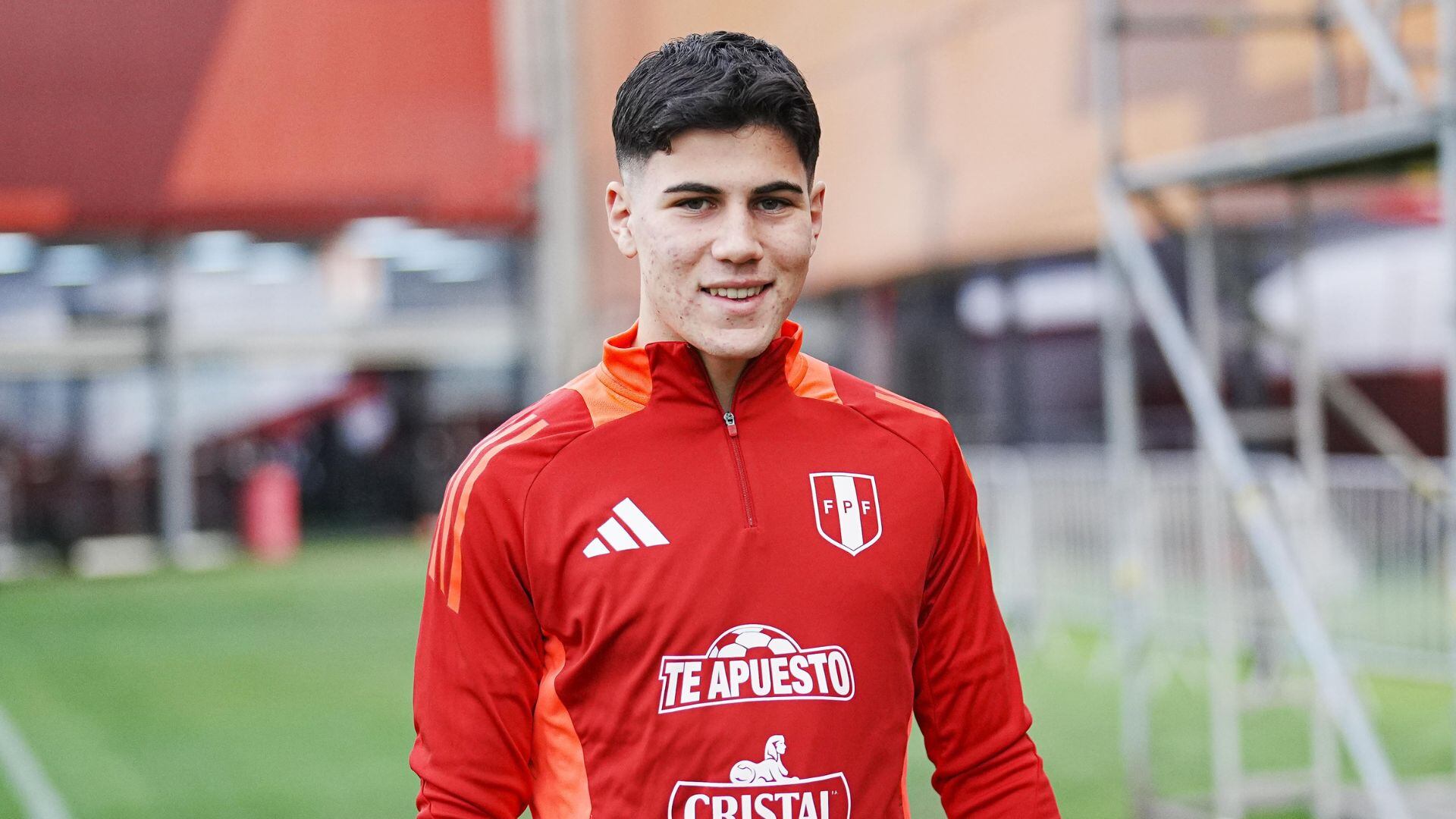 Felipe Chávez integrando el entrenamiento de la selección peruana. - Crédito: FPF