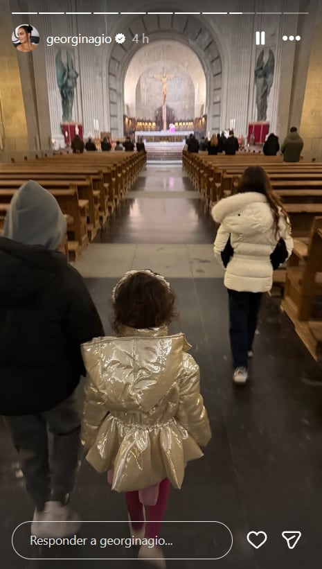 Georgina Rodríguez visita el Valle de los Caídos con sus hijos (Instagram)