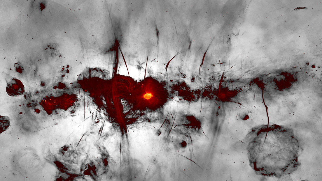 Revelaron fotos con detalles y claridad sin precedentes del corazón de nuestra galaxia