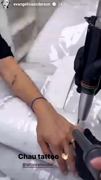 "Chau tatoo" escribió Evangelina Anderson