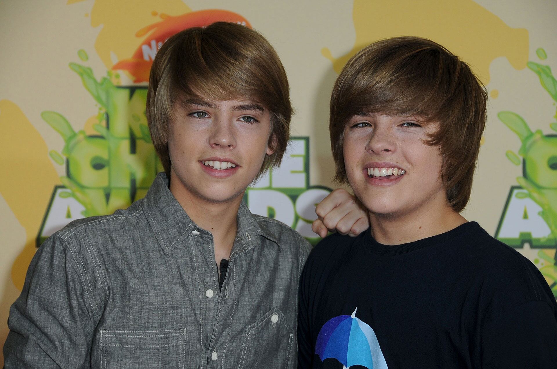 Los gemelos Sprouse alcanzaron la fama infantil con “Un papá genial” junto a Adam Sandler y luego optaron por una vida lejos de Hollywood (Grosbygroup)