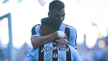 Gremio ganó 2-0 ante el