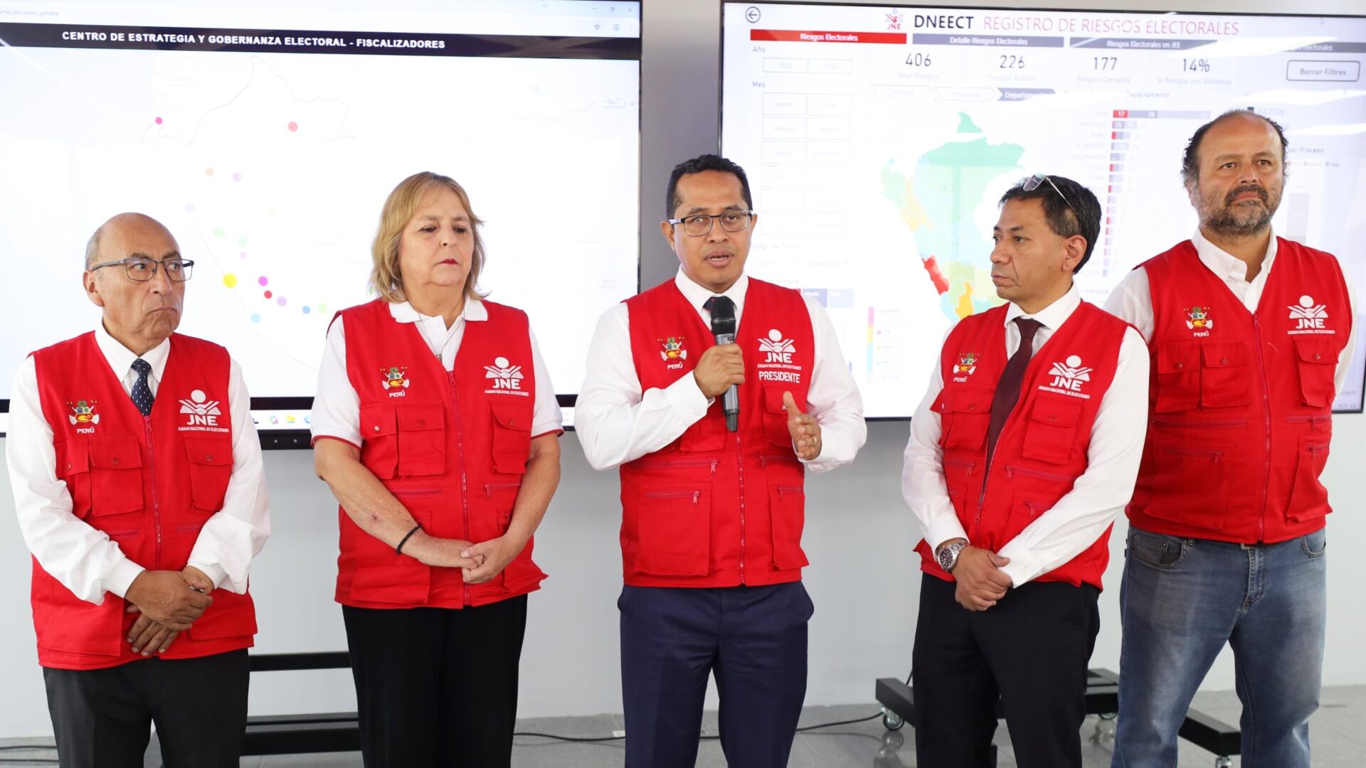 Pleno del JNE atendió pedido de la Defensoría. Foto: JNE