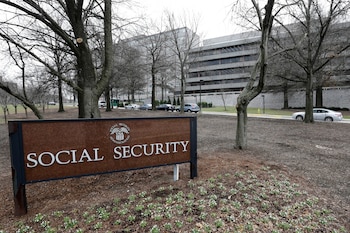 Un informe de la Oficina del Inspector General detectó diferencias regionales en las exenciones del Seguro Social y especialistas recomendaron conservar documentación y actuar sin demora (AP Foto/Patrick Semansky, Archivo)