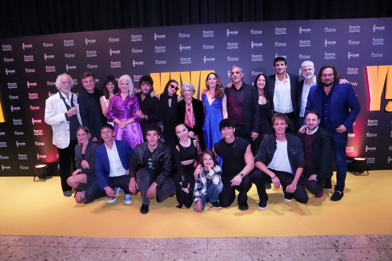 El elenco de Yiya celebró la avant premiere con una noche de brillo, talento y moda en La Rural (Foto: RS Fotos)