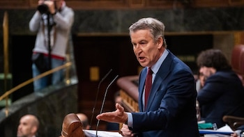 Feijóo pide a Sánchez convocar