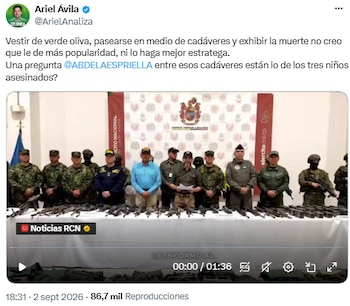 Ariel Ávila cuestionó el recorrido del mandatario entre cadáveres tras operativo militar - crédito @ArielAnaliza/X
