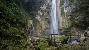 Las Cascadas de Ahuehuetla y