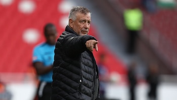 Ever Hugo Almeida queda fuera