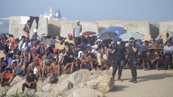 Más de 5.300 migrantes ya han vuelto a Marruecos y casi un centenar han renunciado al asilo
