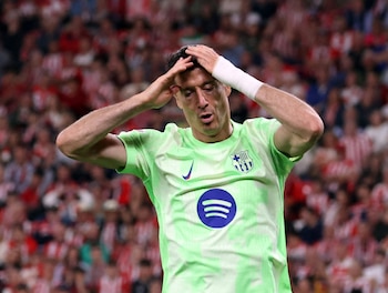 Lewandowski tiene contrato hasta 2026