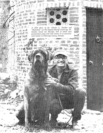 Charles Scudder, Su perro también
