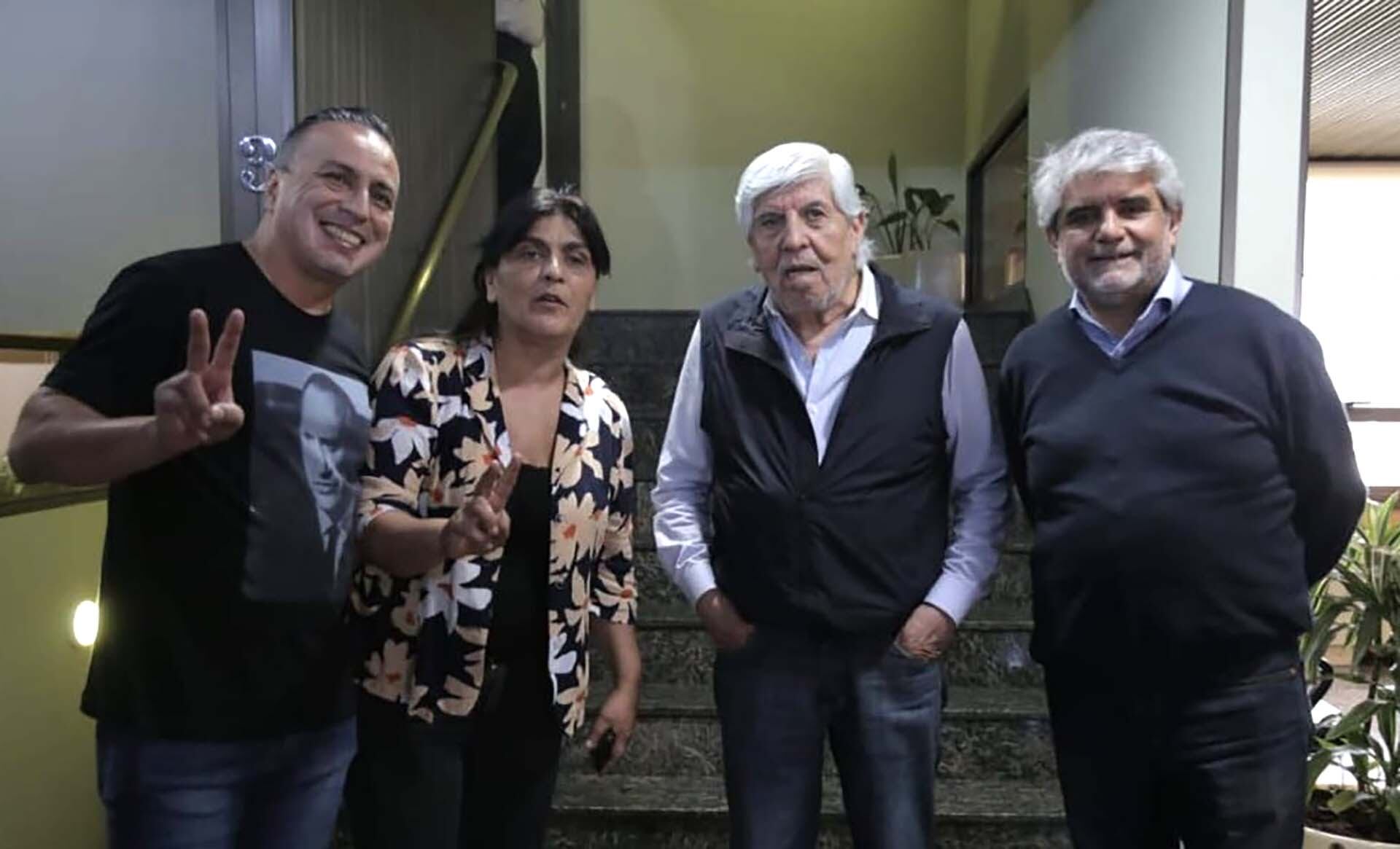 Hugo Moyano, con su hija Karina Moyano, Marcelo Pariente y Walter Correa