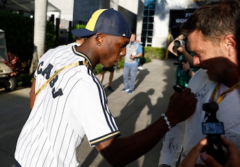 Advíncula rescindió contrato por problemas
