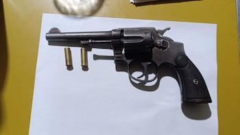 Atacaron a tiros a una