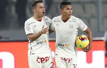 Diego Guastavino y Raúl Ruidíaz coincidieron en Universitario el 2013 y 2016, logrando el título nacional en el primer año. - créditos: Difusión