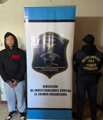 Entre os presos, há 15 pessoas com idades entre 18 e 60 anos (Foto: Polícia de Buenos Aires)