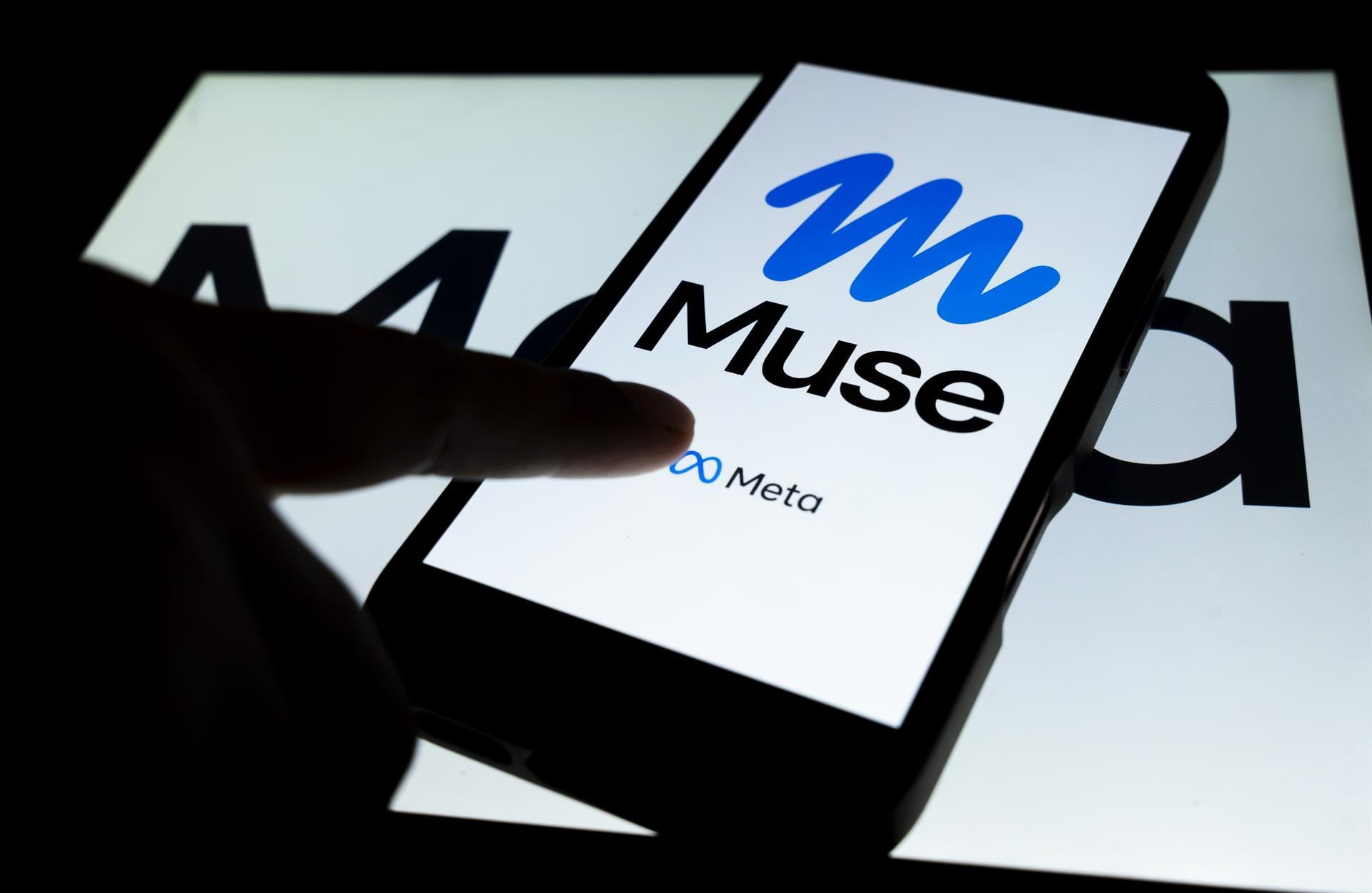 Muse ingresó sin permiso a los mensajes de un usuario.