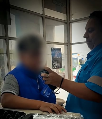 Un caso similar se registró en la Autopista Buenos Aires-La Plata, con 2,73 gramos de alcohol en sangre y sin licencia, detectado durante un operativo policial