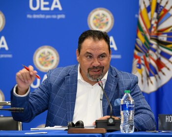 Michael Renaud, director de programa