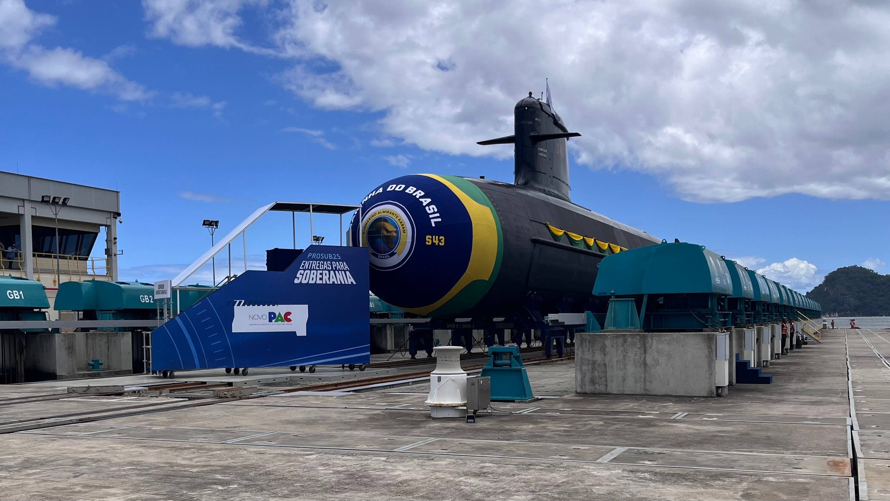 La compañía presentó el cuarto submarino que le entregó a Brasil