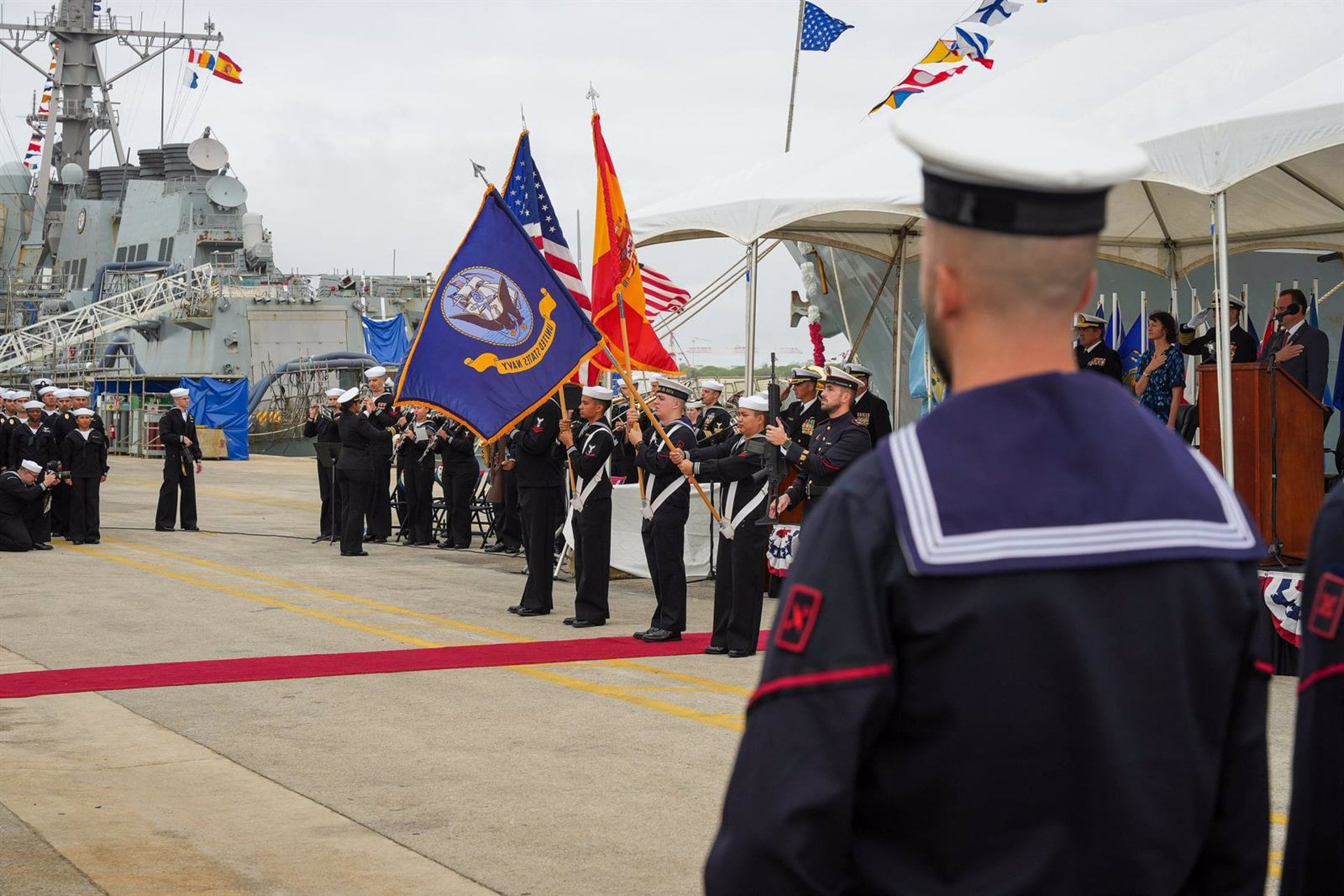 Ceremonia de la llegada del USS Oscar Austin a puerto de Rota. (Francisco J. Olmo - Europa Press)