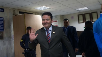 Fredy Orellana, el juez sancionado por 43 países, vuelve a la Corte Suprema de Guatemala