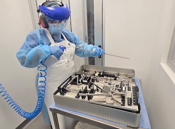 Costa Rica inauguró la primera central de esterilización tercerizada en Centroamérica, enfocada en mejorar la seguridad del paciente. Cortesía: Meditek