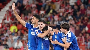 (Crónica) El Oviedo frena al Almería y el Girona no afloja