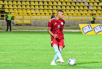 Josen Escobar ha sido convocado a la Selección Colombia Sub-23, destacando en procesos juveniles como el Torneo Preolímpico Sudamericano 2024 y diversos microciclos de trabajo - crédito Federación Colombiana de Fútbol