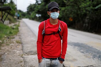 Migrante de Honduras intenta llegar