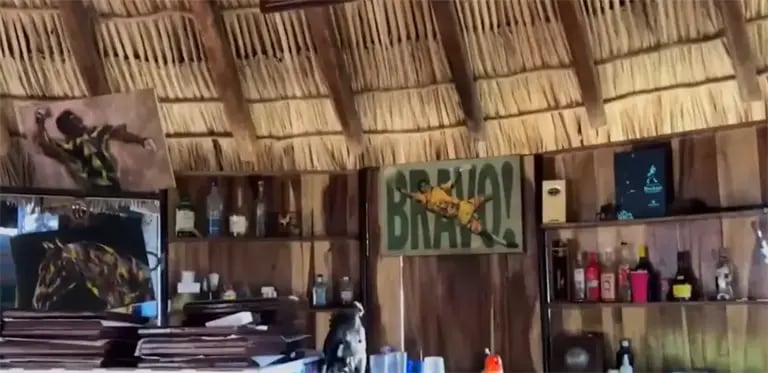 Además del golf, los caballos son otra de sus pasiones. (Captura de pantalla Azteca Deportes)