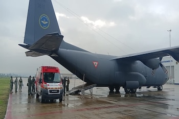 Un avión C-130 Hércules de la Fuerza Aérea Mexicana partió hacia Venezuela con ayuda humanitaria para atender a los afectados por los sismos. (Defensa)