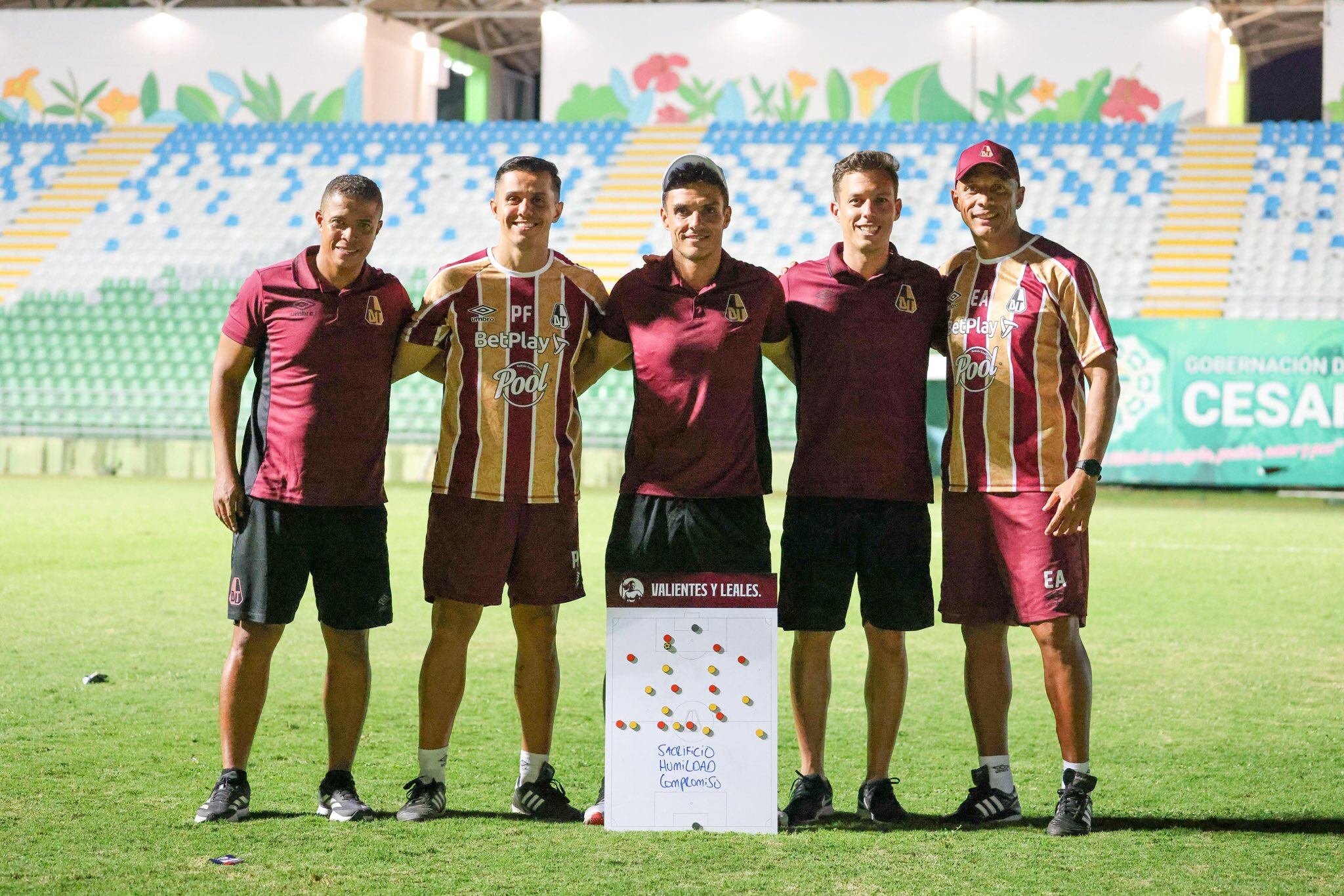 Lucas González busca llegar a su primera final del FPC - crédito @LucasGonzalez_V/X