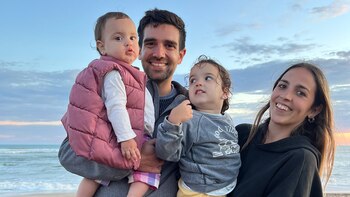 Candelaria y Tomas junto a