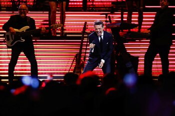 Luis Miguel dedica una