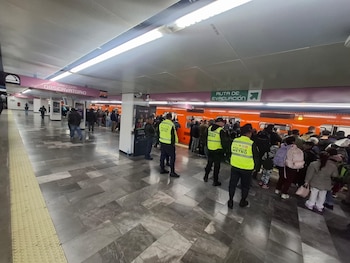 Avance en tiempo real de las diversas líneas de la red de transporte público capitalino.