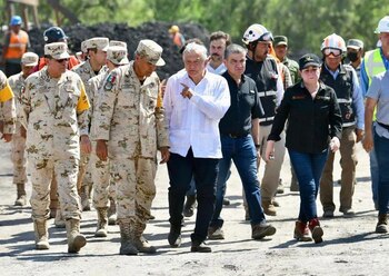 AMLO visitó la mina en
