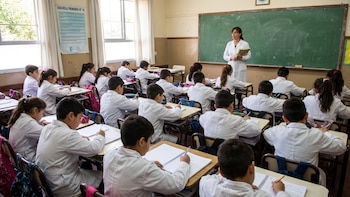 Más alumnos llegan a la escuela, pero aprenden menos: las cifras que reflejan la crisis educativa en la Argentina