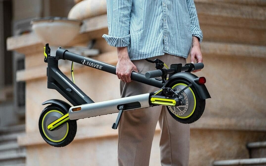 Imagen de referencia. El crecimiento en la circulación de scooters plantea desafíos regulatorios y vacíos legales para su registro y homologación en El Salvador./NAVEE