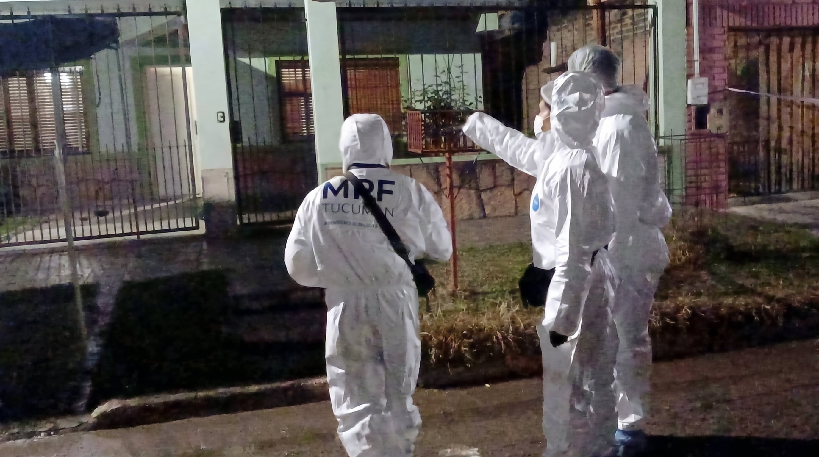 La casa donde encontraron a la mujer está ubicada en el barrio de Banda del Río Salí, en Tucumán